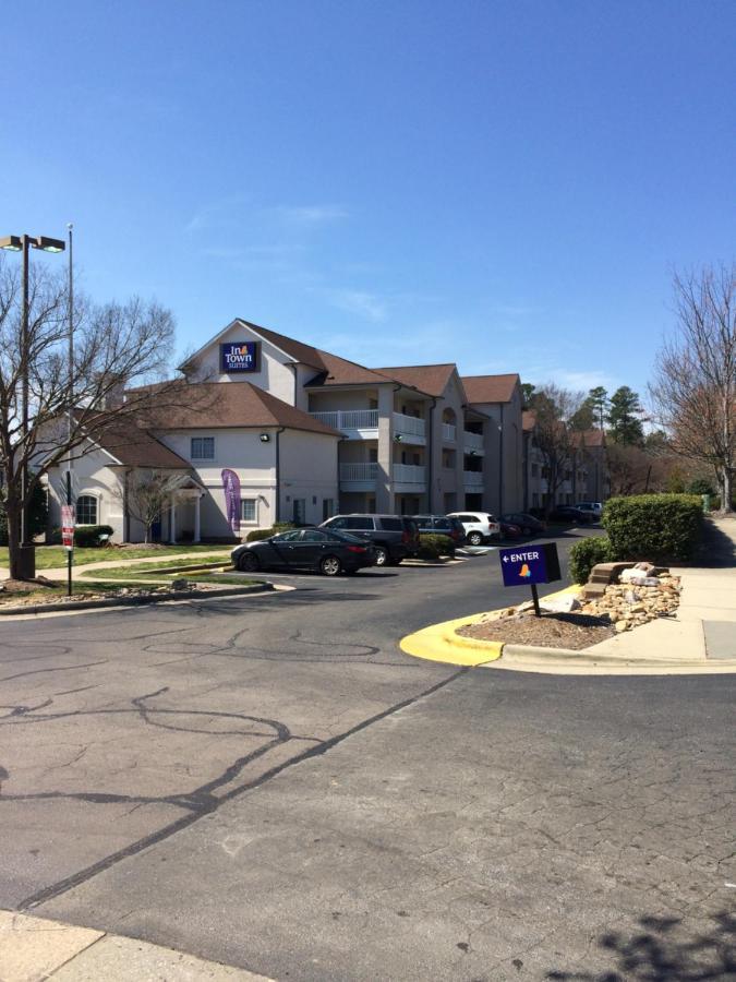 Intown Suites Extended Stay Raleigh Nc- Capital Blvd 外观 照片